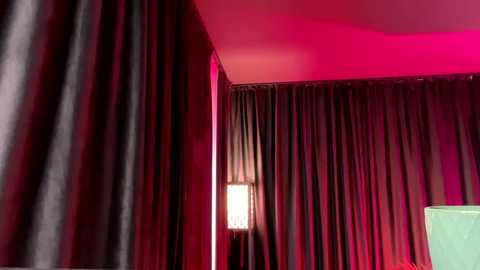 c_o_n_q_u_e_r @ chaturbate on 20250927