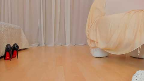 linapearl @ chaturbate on 20250927