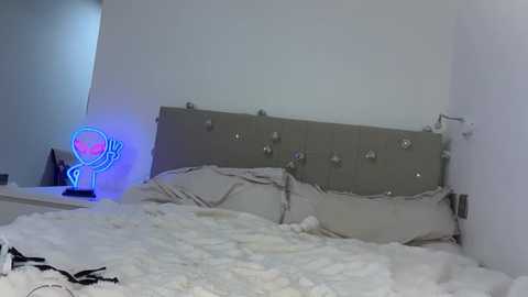 taliavaine @ chaturbate on 20250927