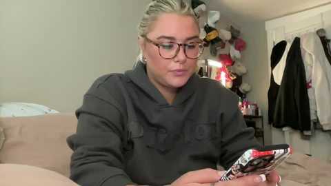 livvymack @ chaturbate on 20250929