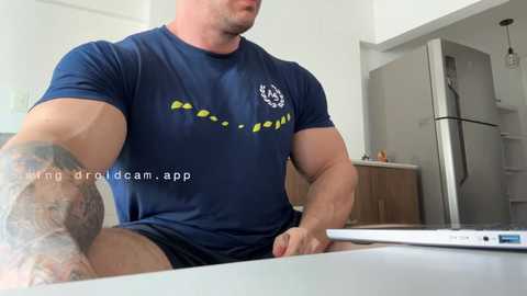 couplemuscle40 @ chaturbate on 20250930