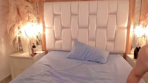 daphne_and_roger @ chaturbate on 20250930