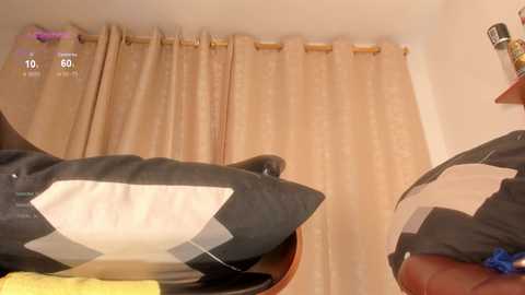 isabelsexysmile_ @ chaturbate on 20251001