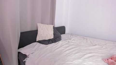 _milkyway @ chaturbate on 20251002