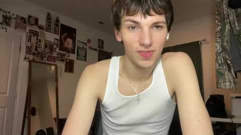 its_rowan @ chaturbate on 20251002