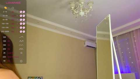 queenelia @ chaturbate on 20251002