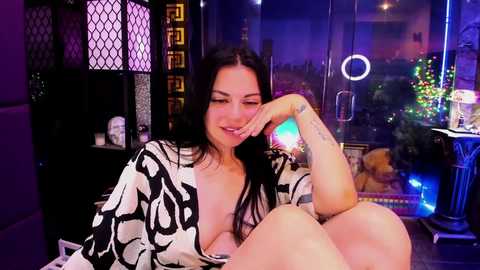 alma_pearl @ chaturbate on 20251003