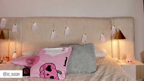 ariana_zc_ @ chaturbate on 20251003