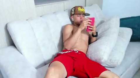 reallyhot_ @ chaturbate on 20251003