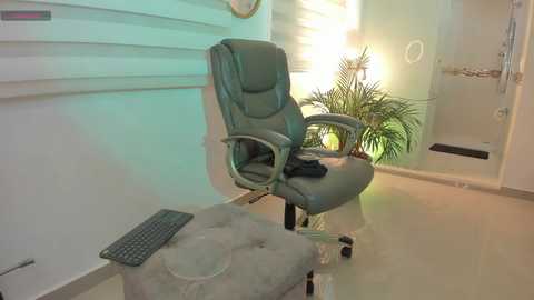 amy_queen7 @ chaturbate on 20251004