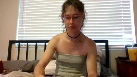 chloehazex @ chaturbate on 20251004