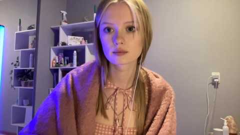 mittietonge @ chaturbate on 20251004