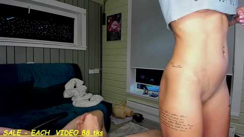 sandy_chris @ chaturbate on 20251004