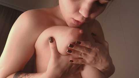 onlykira @ chaturbate on 20251005