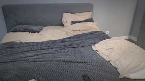 brakein18 @ chaturbate on 20251006