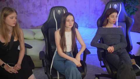 bright_diamonds_054 @ chaturbate on 20251006