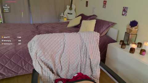 charming_bliss @ chaturbate on 20251006