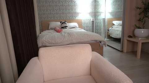 torinova @ chaturbate on 20251006