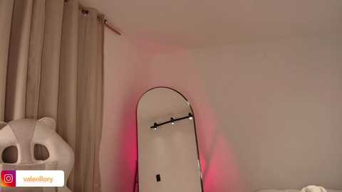 venus_art11 @ chaturbate on 20251006