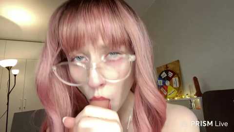 bezvanili @ chaturbate on 20251007