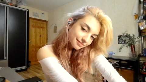 loisepadovano @ chaturbate on 20251007