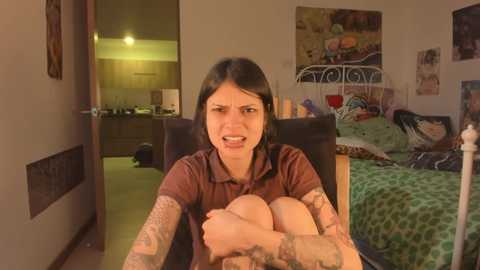 alone_together_ @ chaturbate on 20251008