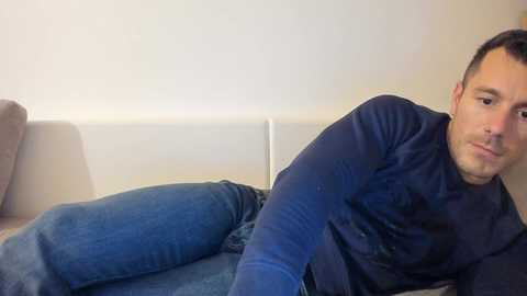 roberto4ever @ chaturbate on 20251008