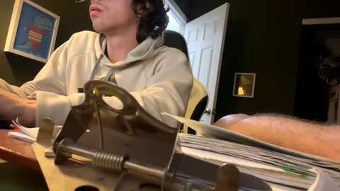 slutty_kev @ chaturbate on 20251008