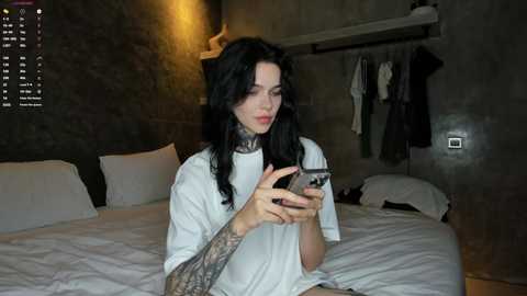 uwu_eva @ chaturbate on 20251008