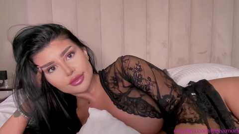 moniqueeass @ chaturbate on 20251009