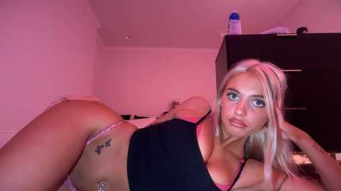 oliviacarterrr @ chaturbate on 20251009