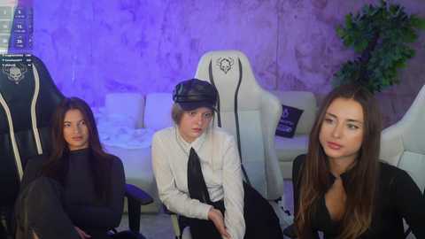 bright_diamonds_054 @ chaturbate on 20251010