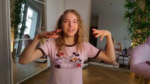 sofiaaaxoxoxo @ chaturbate on 20251010