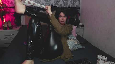 angelika_rouge @ chaturbate on 20251011