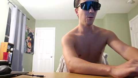captain_chris8 @ chaturbate on 20251011