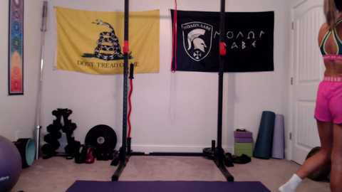 holihurricane @ chaturbate on 20251011