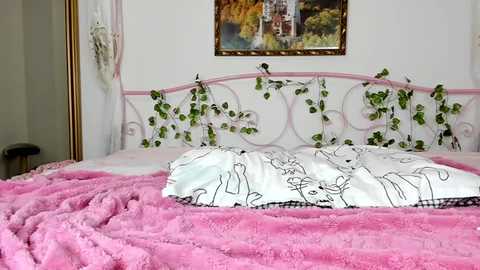 lily_holy @ chaturbate on 20251011