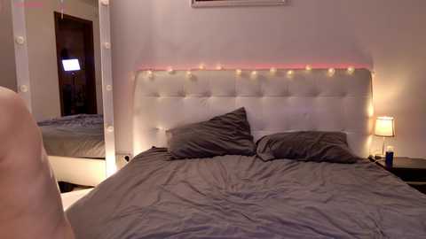 lust4elise @ chaturbate on 20251012