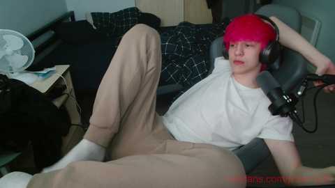 polarny05 @ chaturbate on 20251012