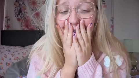 barbiegirl966 @ chaturbate on 20251013