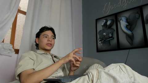 camillo_virgil @ chaturbate on 20251013