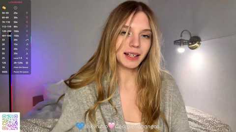 chloe_show @ chaturbate on 20251013