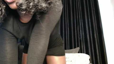 darktanqueen @ chaturbate on 20251013