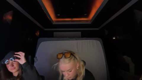 kenziesmithh @ chaturbate on 20251013