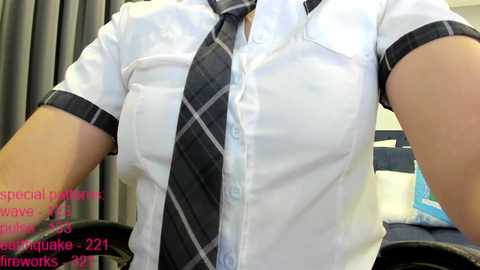 lindamei @ chaturbate on 20251013