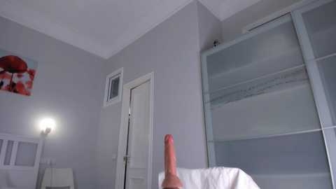 sassynova @ chaturbate on 20251013