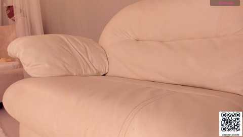 sincere_shyness @ chaturbate on 20251013