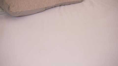 dovia @ chaturbate on 20251014