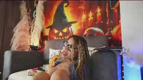 amelia_lov @ chaturbate on 20251015