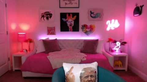 holihurricane @ chaturbate on 20251015